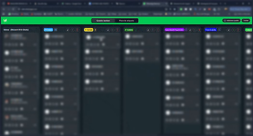 Quadro Kanban do Whatsify Pro dentro do WhatsApp Web, com contatos organizados em colunas por etapa